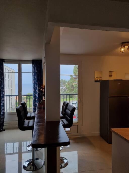 Appartement Vue Mer Avec Parking Gratuit Sur Place Bastia  Exterior photo